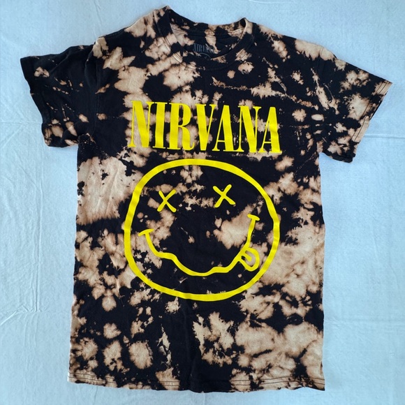 Nirvana Band Bleach Dyed T-Shirt
Unisex  Small  Graphic Tee Logo - Picture 1 of 6